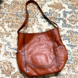 FRYE purse in excellent condition.